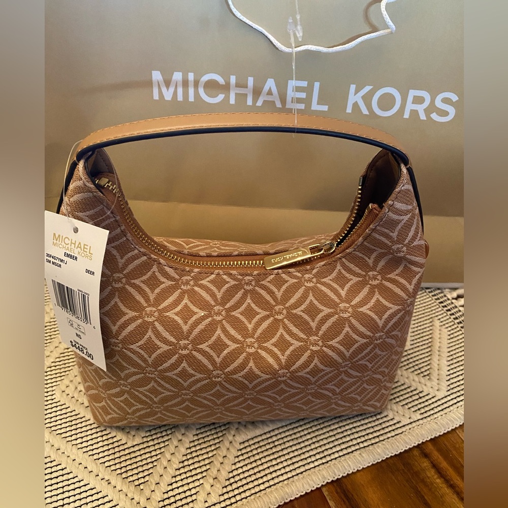 Michael Kors Ember Small Messenger Bag - Picture 4 of 8